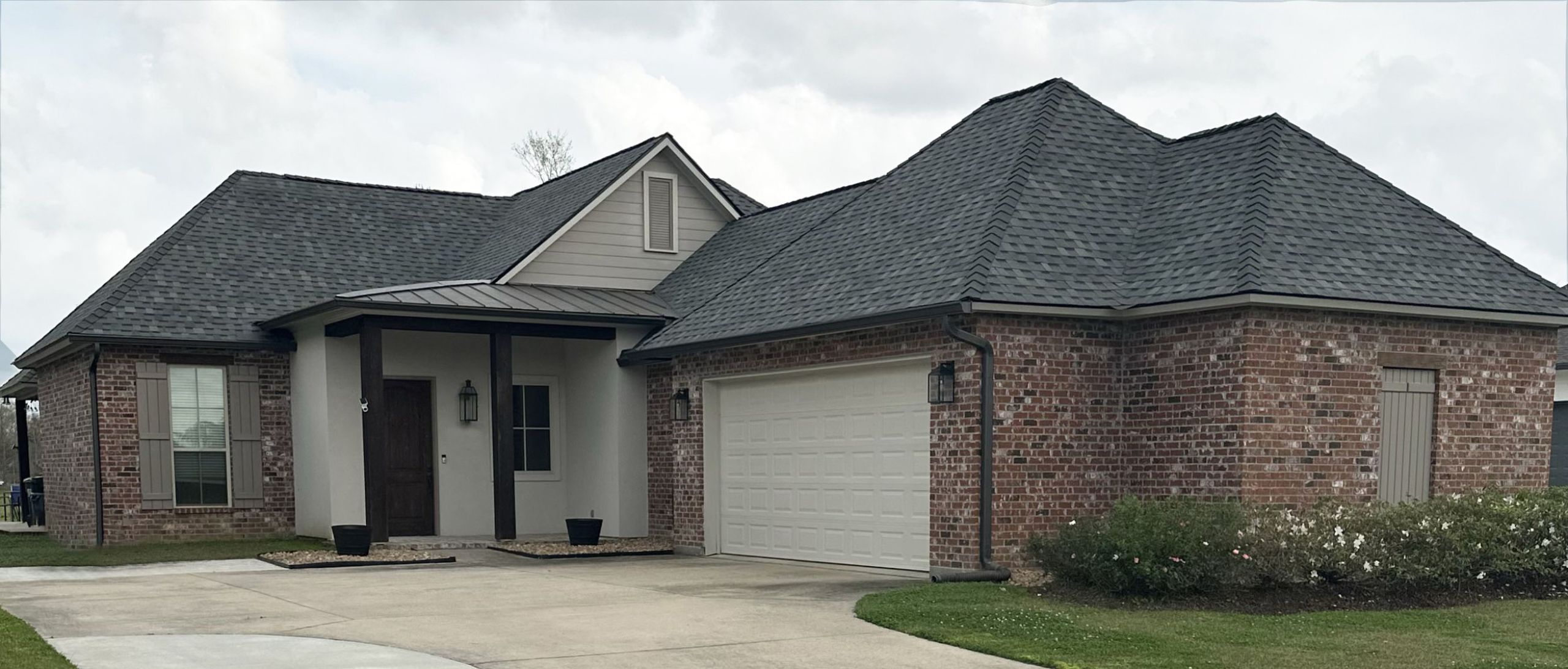 HOME WITH NEW ROOF