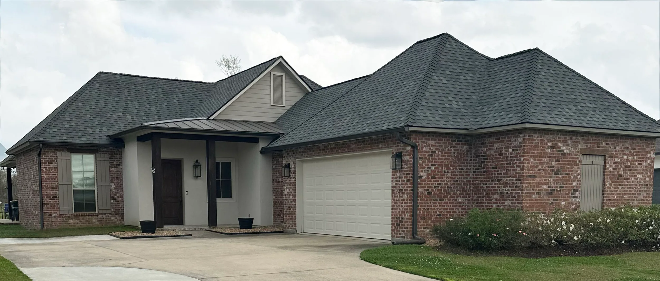 2c roofing Professional roofing contractor